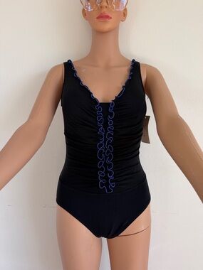 New Gottex Black Scoop One-Piece Swimsuit with Side Ruching